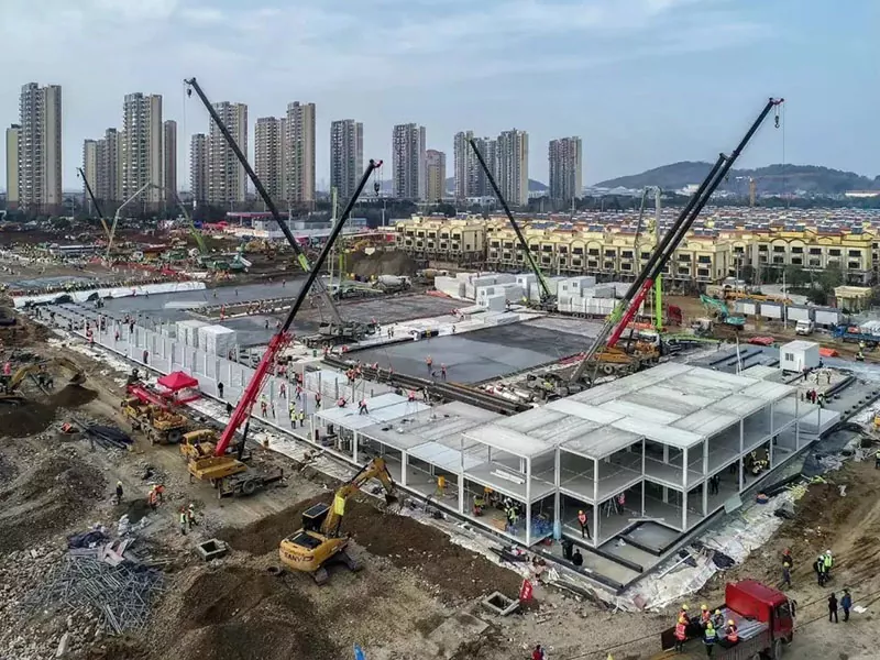 Modulārās tērauda konstrukcijas slimnīcas ēka